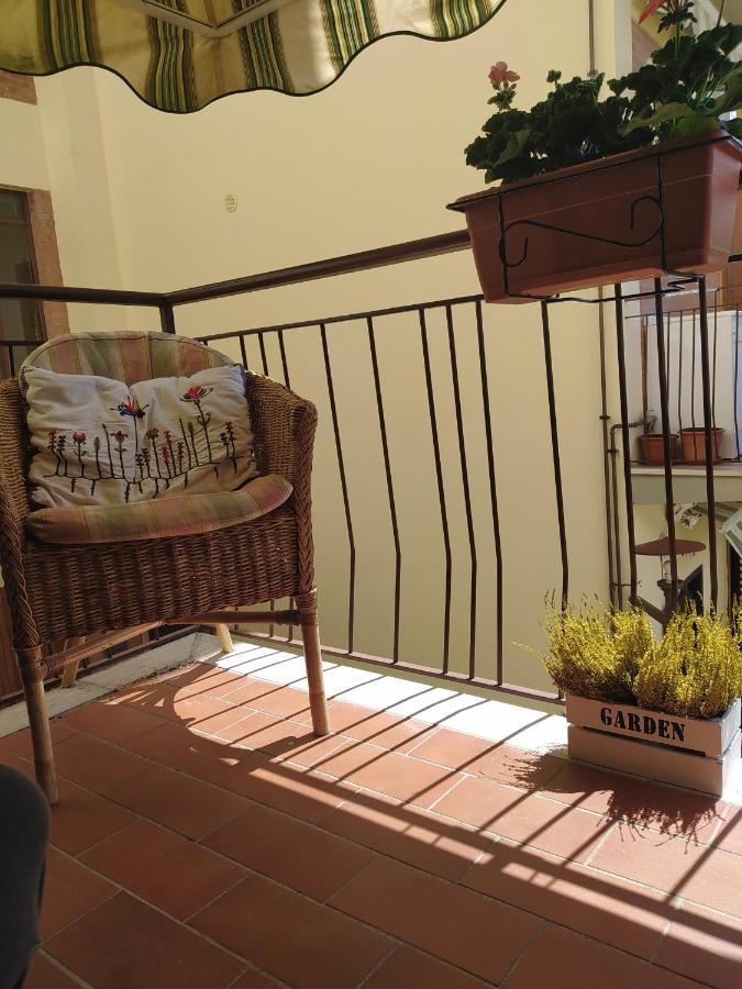 דירות סן ג'ימיניאנו Casa Dina מראה חיצוני תמונה