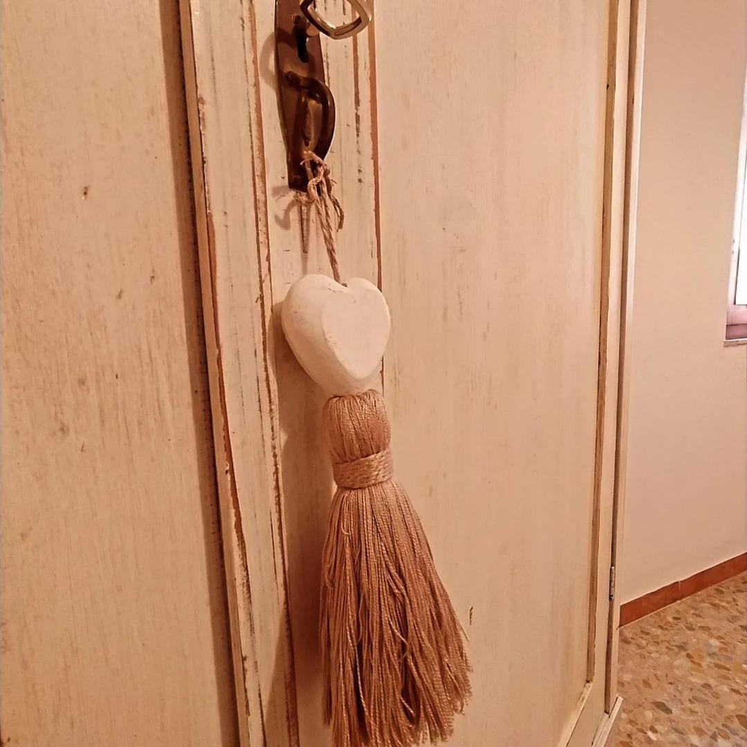 דירות סן ג'ימיניאנו Casa Dina מראה חיצוני תמונה